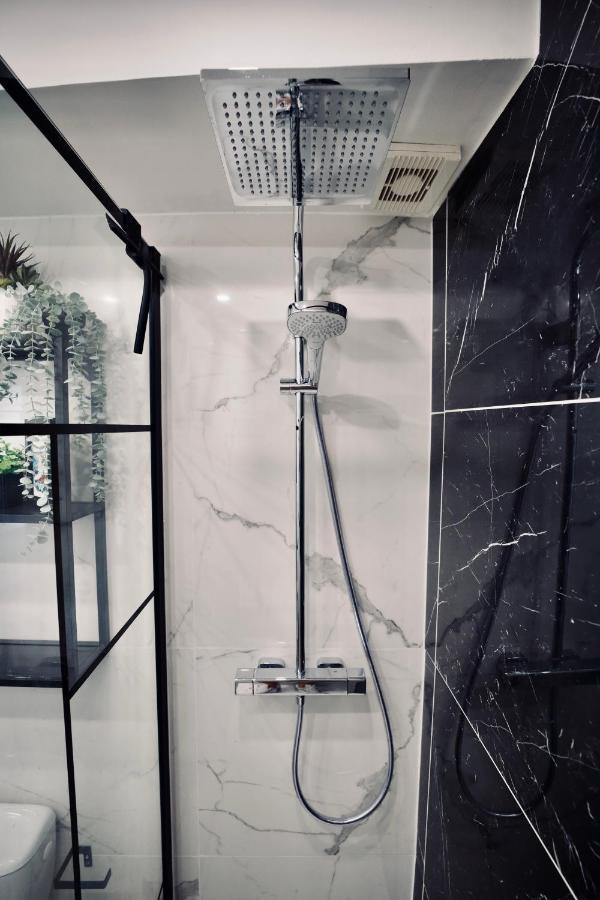 New ! Superbe Studio Vieux Nice - Climatise ภายนอก รูปภาพ